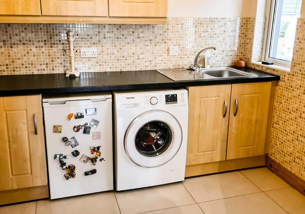 Moat Holiday Rental Lisnaskea المظهر الخارجي الصورة